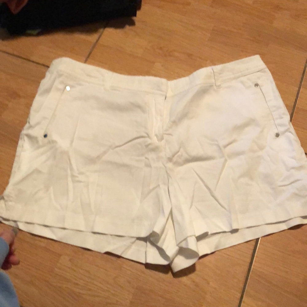 Perfect condition white shorts
